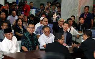 Tim Hukum Prabowo soal Bukti Link Berita: Lihat Saja di Persidangan