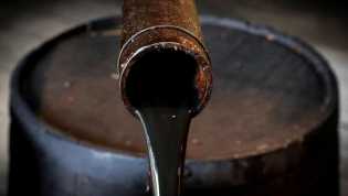OPEC+ Tetap Pangkas Produksi, Harga Minyak Makin Tinggi