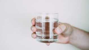 14 Manfaat Minum Air Hangat untuk Kesehatan, Bisa Turunkan Berat Badan