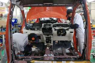 Menperin Sebut Toyota Siap Memproduksi Kijang Hybrid di Indonesia