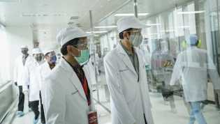 Jokowi Siap Jadi yang Pertama Disuntik Vaksin Corona