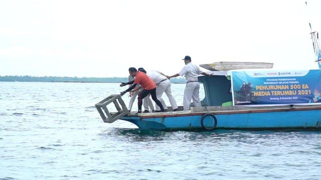 Pupuk Indonesia Group Dukung Rehabilitasi Terumbu Karang