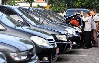 Sedikitnya 61 Unit Mobil Dinas Pemprov Riau Nunggak Pajak