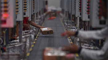 Banjir Barang Impor di Online Shop, Mendag Bakal Revisi Tarif
