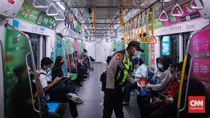 MRT Beroperasi Sampai Pukul 24.00 WIB Mulai Malam Ini