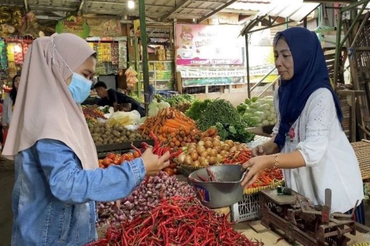 Latah, Harga Cabai di Pasar Ikut Melonjak Pasca BBM Naik