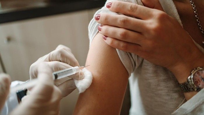 Telanjur Aktif Secara Seksual, Masih Boleh Vaksin Kanker Serviks?