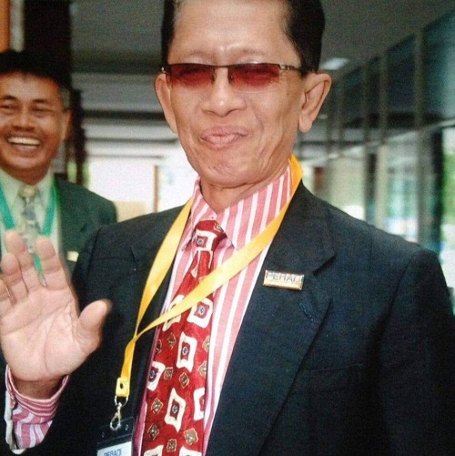 Konsultasi Hukum Parlindungan, SH MH CLA, sebuah Analisa Hukum