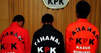 KPK Tahan Tersangka Korupsi Proyek Jalan di Bengkalis