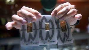 Turun Rp 3.000, Harga Emas Antam Hari Ini Rp 953 ribu per Gram