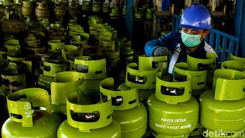 Tahun Depan Subsidi Listrik dan LPG 3 Kg Langsung ke Warga Miskin