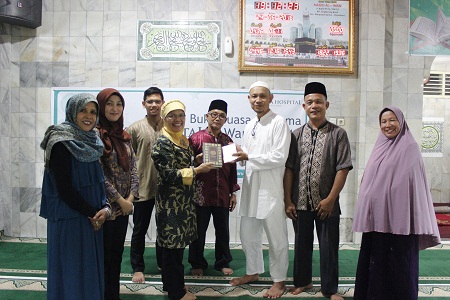 Sudah Tahun Keenam Eka Hospital Tetap Dekat dengan Masyarakat Sekitar