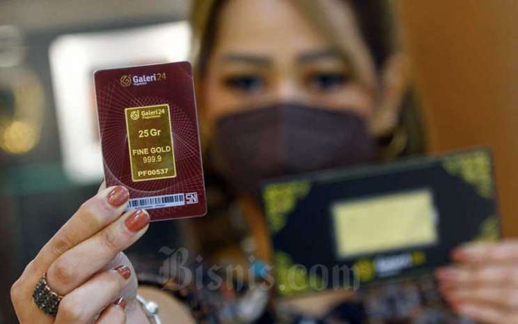 Harga Emas 24 Karat di Pegadaian Hari Ini, UBS Naik Antam Turun