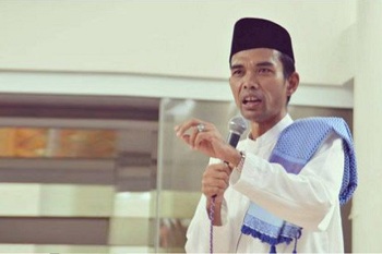 Tak Lagi Mengajar di UIN Suska, UAS Didoakan Sukses dalam Berdakwah