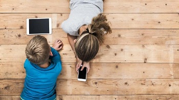 Anak Keseringan Main Gadget, Hati-hati Rentan Kena Hipertensi