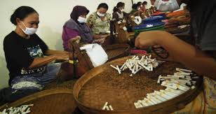 Cukai Rokok Naik di 2021, Petani Tembakau Beberkan Efek Dominonya