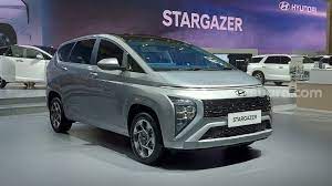 Adu Harga dan Spesifikasi: Begini Jika Hyundai Stargazer Diadu Lawan Suzuki Ertiga