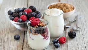 Sarapan Yogurt Bantu Sehatkan Pencernaan dan Kendalikan Nafsu Makan