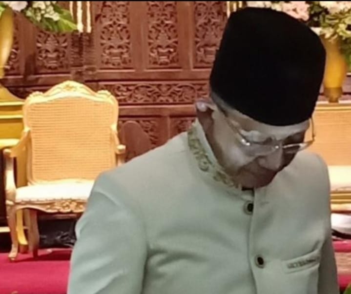 Terminologi Advokat dan Cinematik Pengelolaan Paradoksal Kepemimpinan
