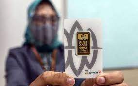 Harga Emas 24 Karat Antam Hari Ini, Senin 27 Juni 2022, Ukuran 1 Gram Naik ke Rp994.000