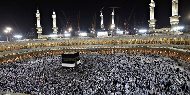 Kemenag Sebut Penerbangan Haji 2022 Tidak Terapkan Social Distancing